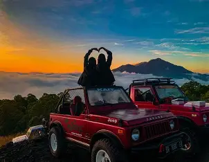 Love Batur